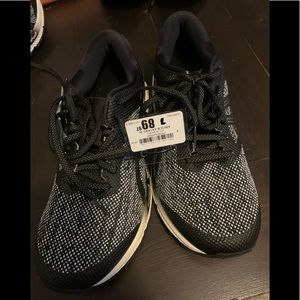 ASICS gel kayano 26 size 8 new with tags